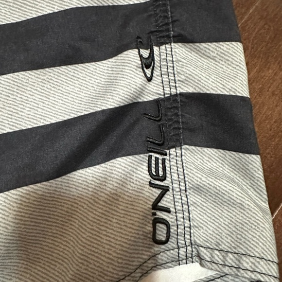 W36 ONEIL preloved mens swim trunks - Picture 7 of 7